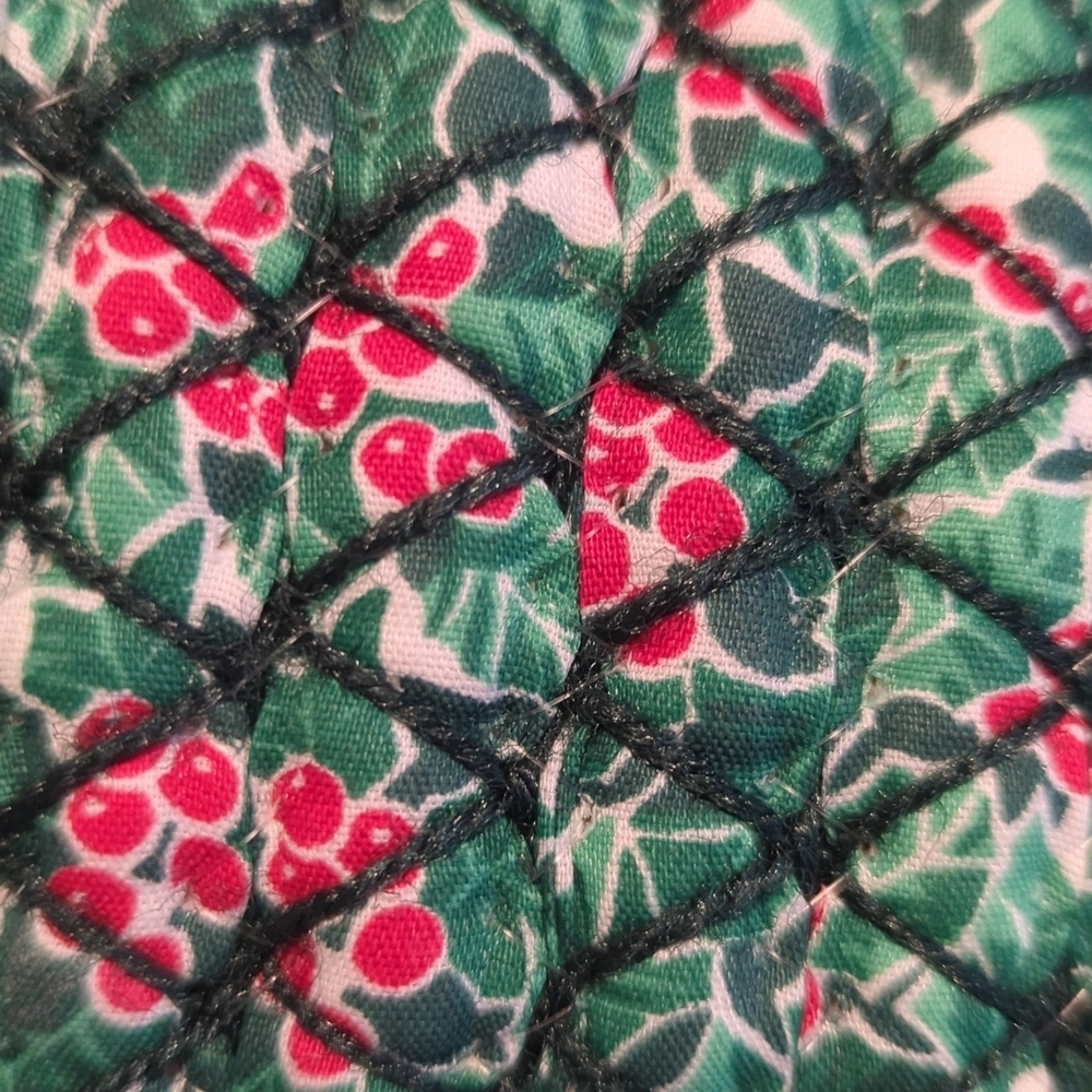 Vintage Handmade Fabric Christmas Holly Basket Plant Pot Cover Red Green - Picture 5 of 5
